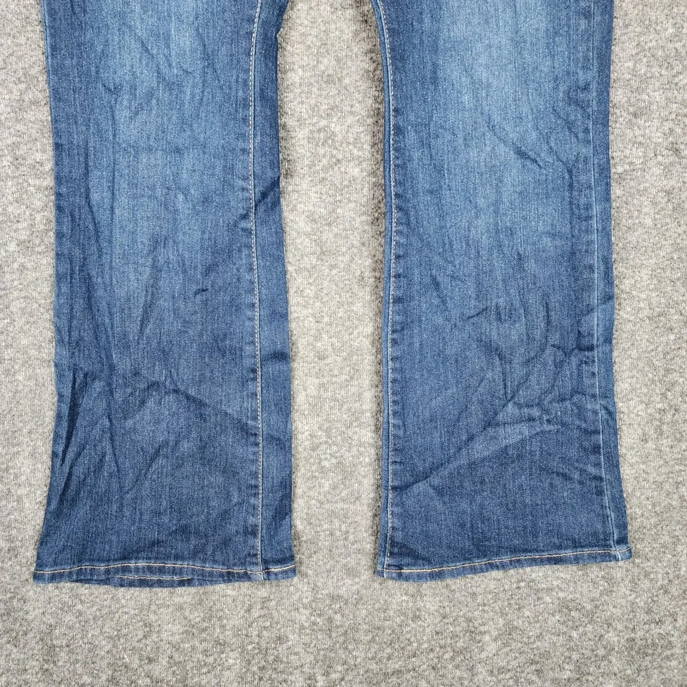 Signature by Levi Strauss blend boots comfortable